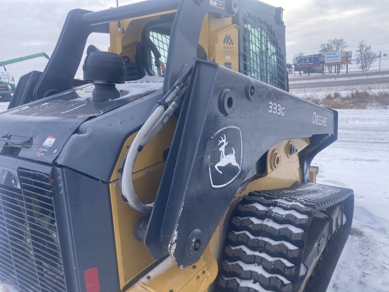 2020 John Deere 333G Image 4