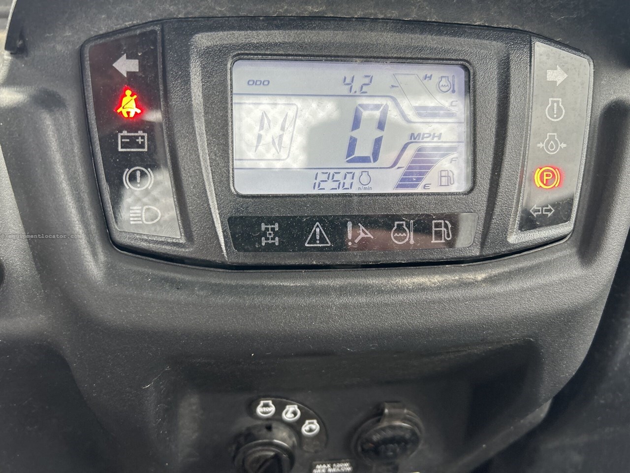 2024 Kubota RTV-XG850 SIDEKICK Image 4