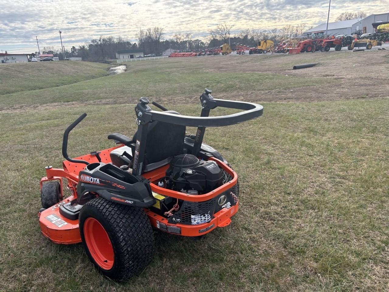 2017 Kubota Z421 Image 6