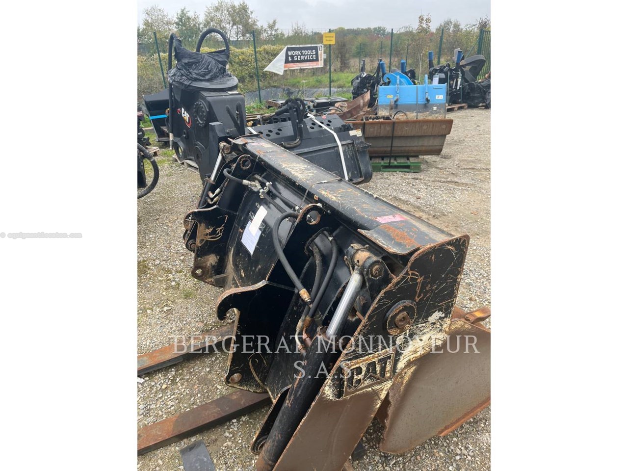 1900 Caterpillar GODET/906/ISO Image 2