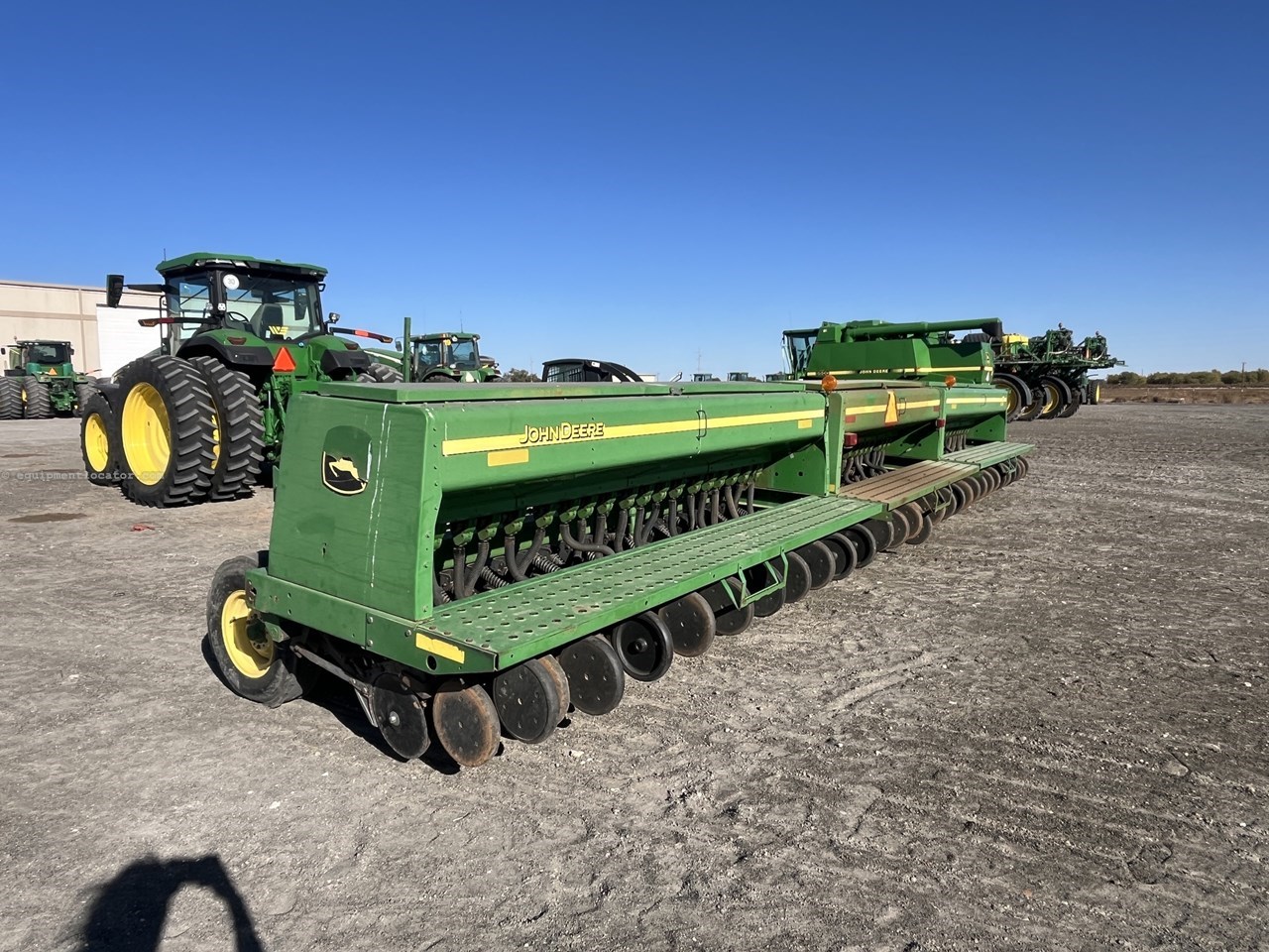 2004 John Deere 455 Image 4