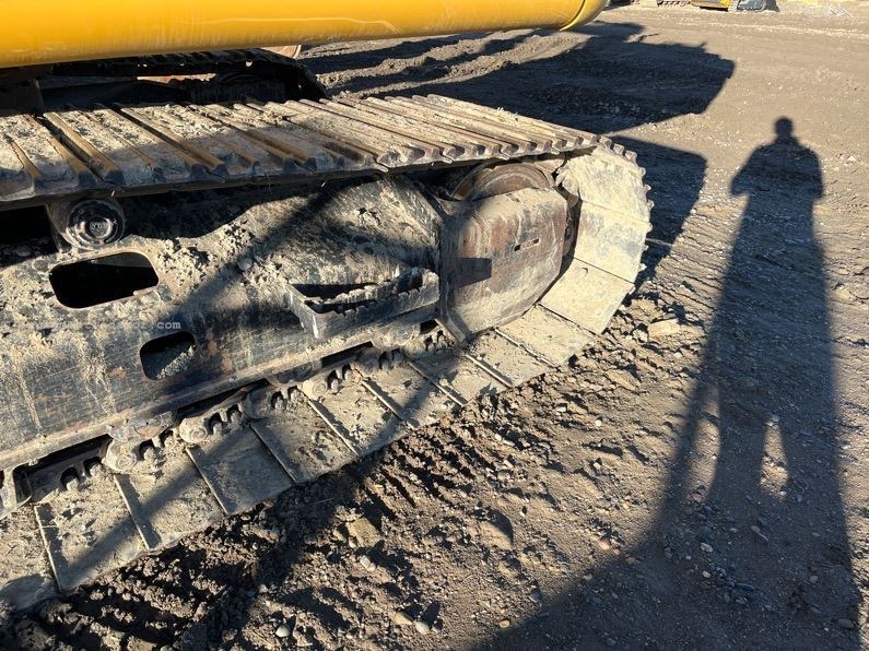 2022 John Deere 200G Image 18