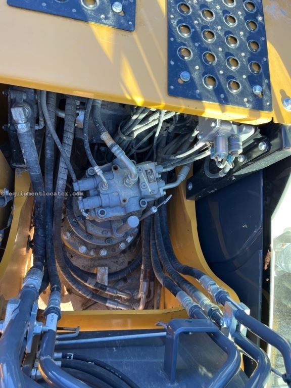 2022 John Deere 200G Image 26