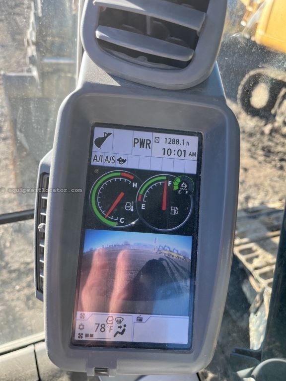 2022 John Deere 200G Image 41