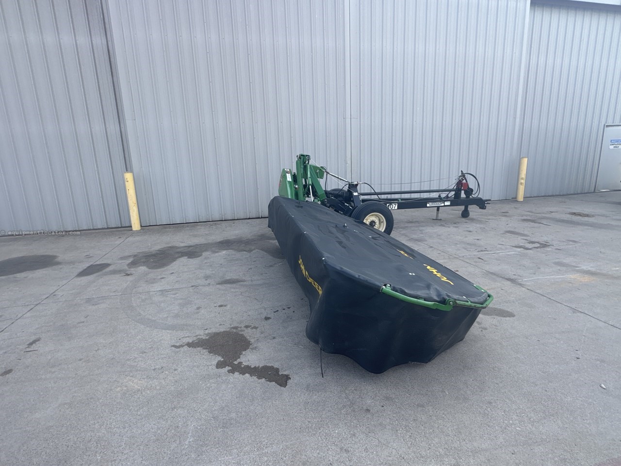 2023 John Deere R310 Image 7