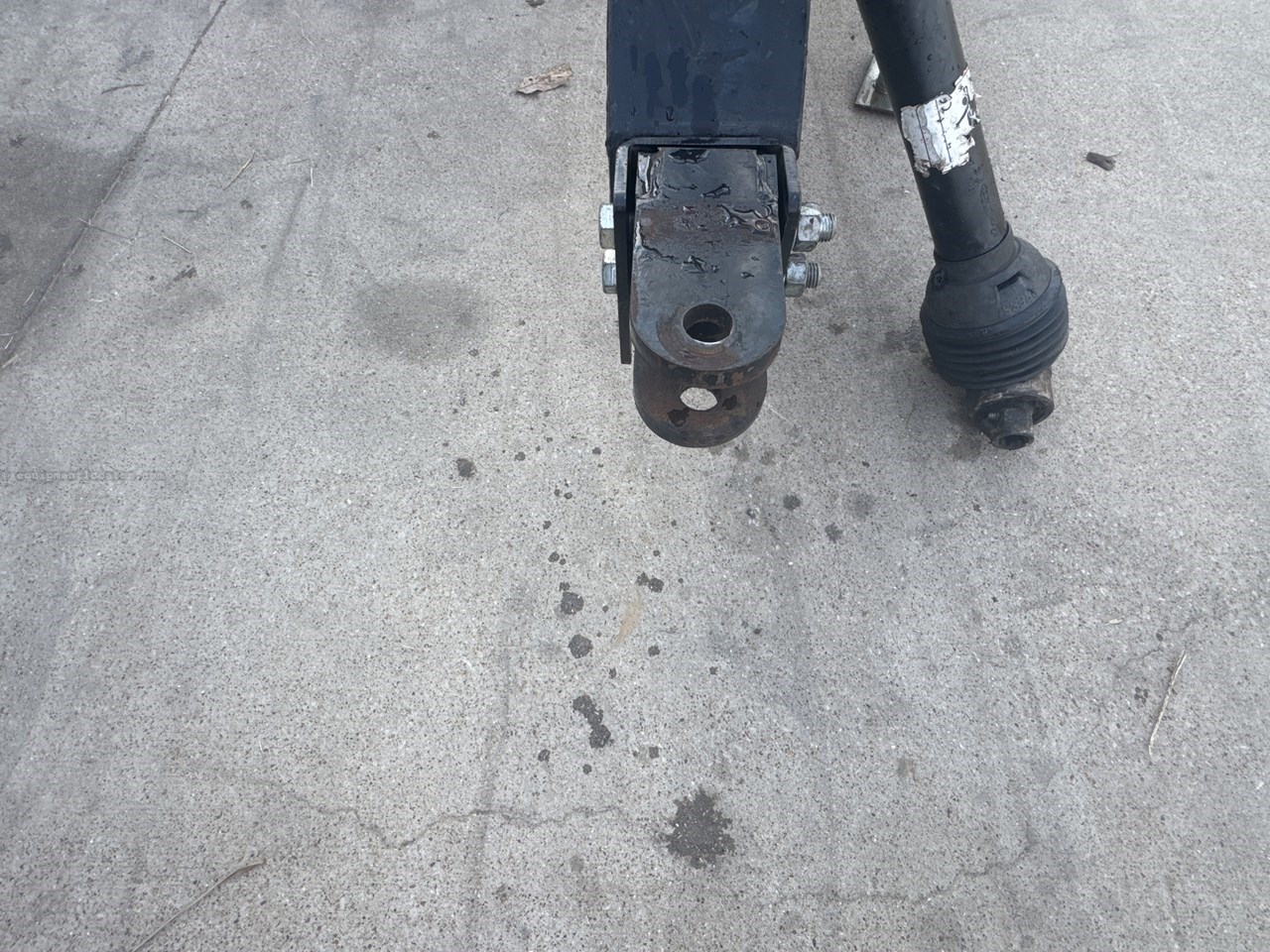 2023 John Deere R310 Image 26