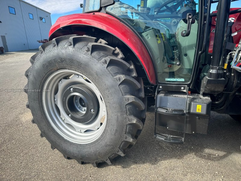 2025 Case IH Farmall 110C Image 11