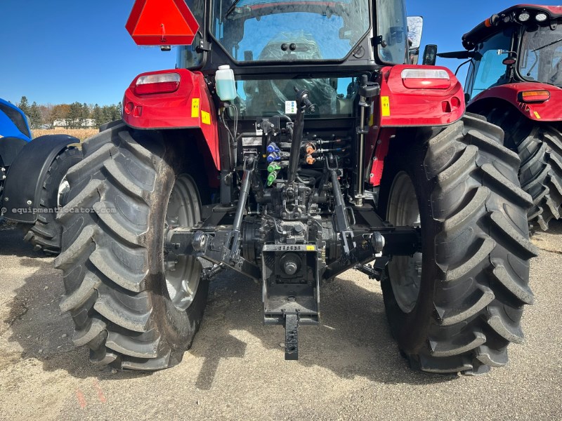 2025 Case IH Farmall 110C Image 14
