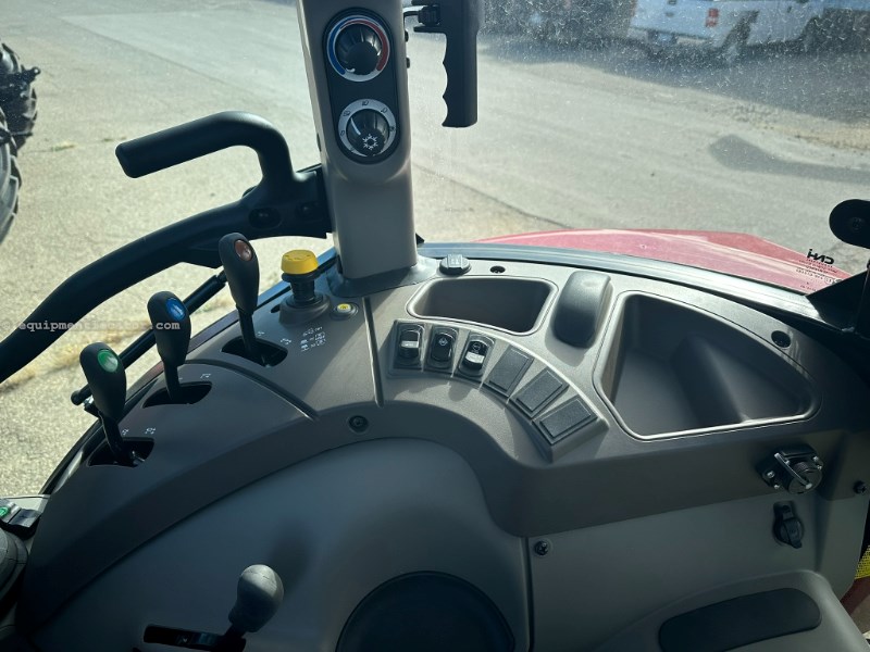 2025 Case IH Farmall 110C Image 17