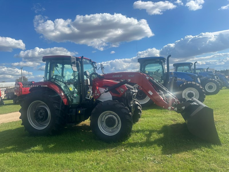 2025 Case IH Farmall 110C Image 4