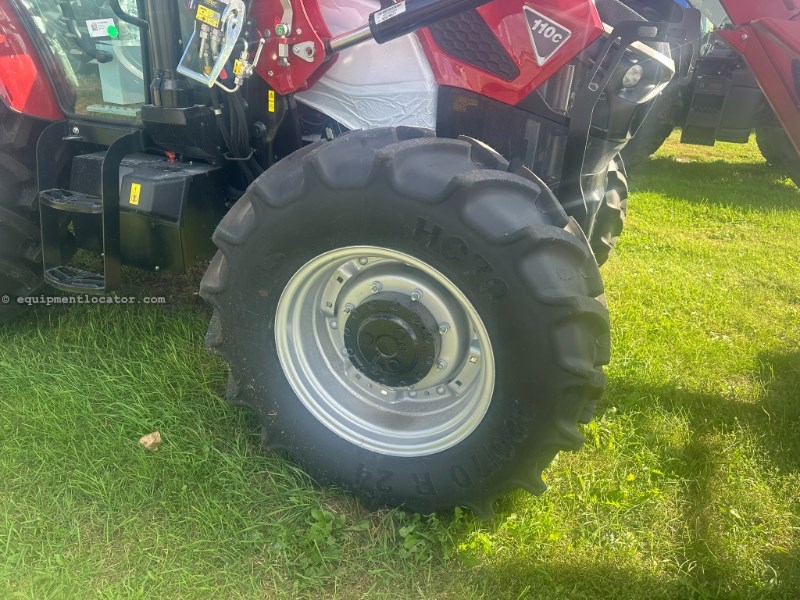 2025 Case IH Farmall 110C Image 5