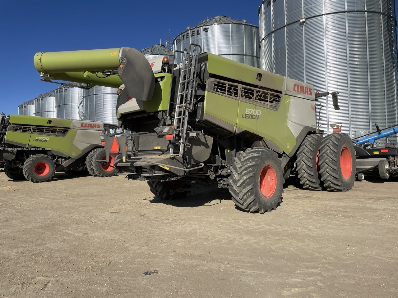2023 CLAAS 8700 Image 4