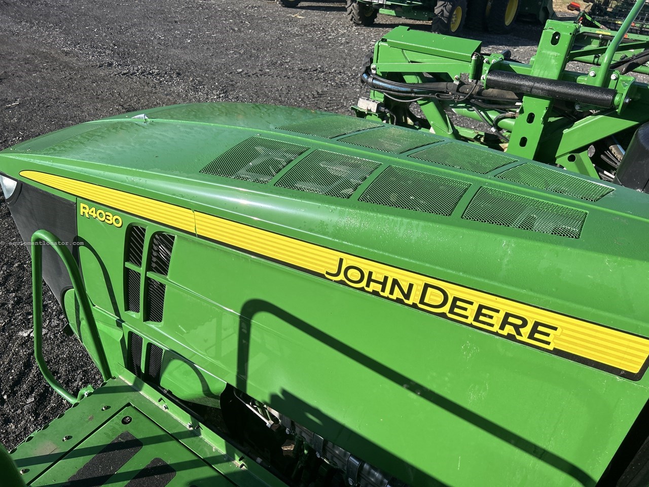 2014 John Deere R4030 Image 10