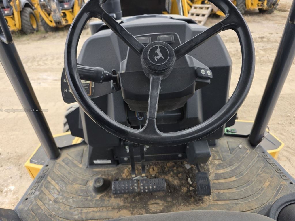 2021 John Deere 310L Image 41