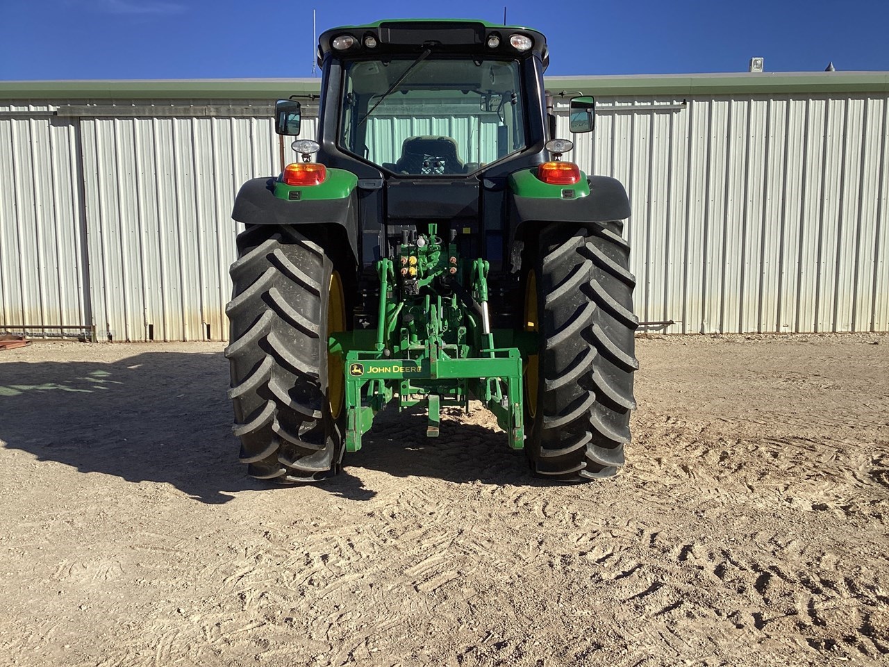 2022 John Deere 6145M Image 10