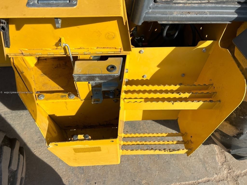 2023 John Deere 310LEP Image 22