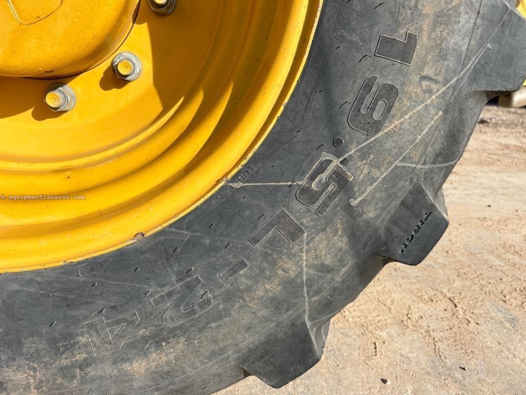 2023 John Deere 310LEP Image 32