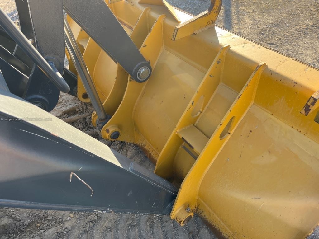 2023 John Deere 310P Image 10