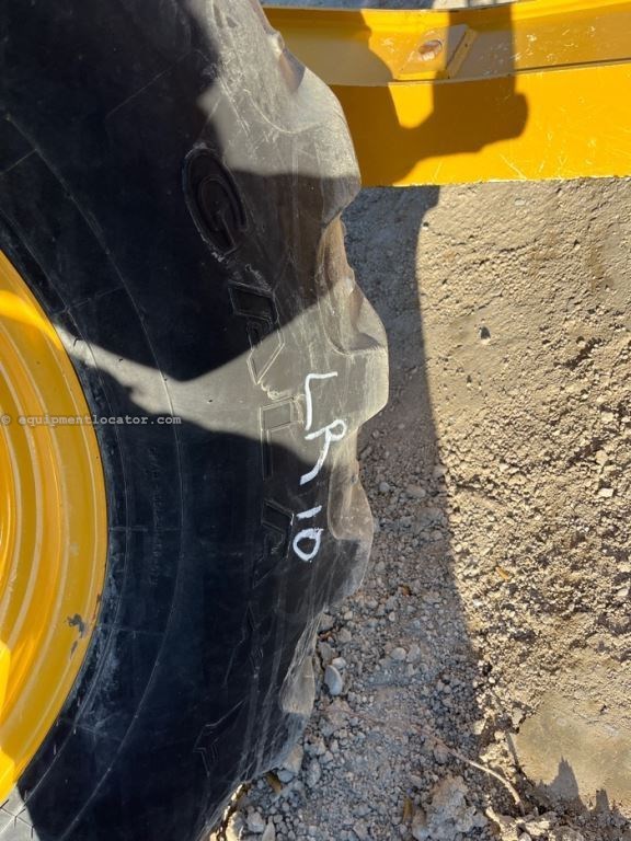 2023 John Deere 310P Image 30