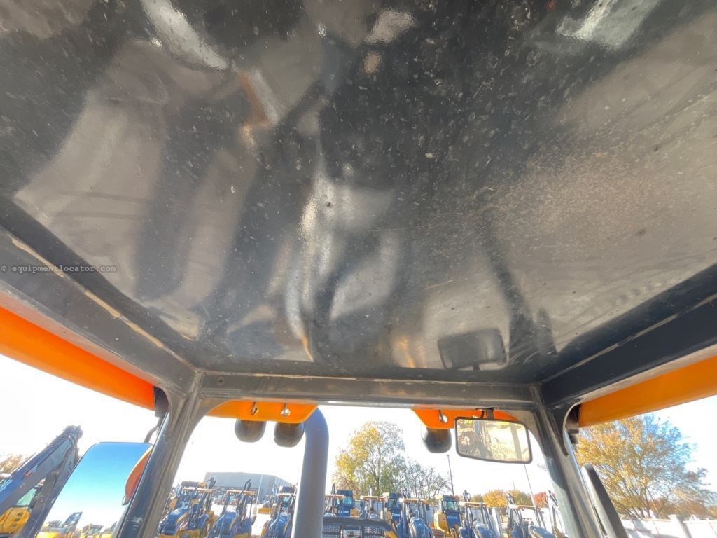 2023 John Deere 310P Image 34