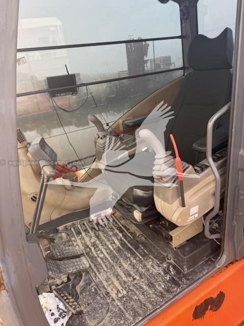 2005 Hitachi ZX350 LC Image 6