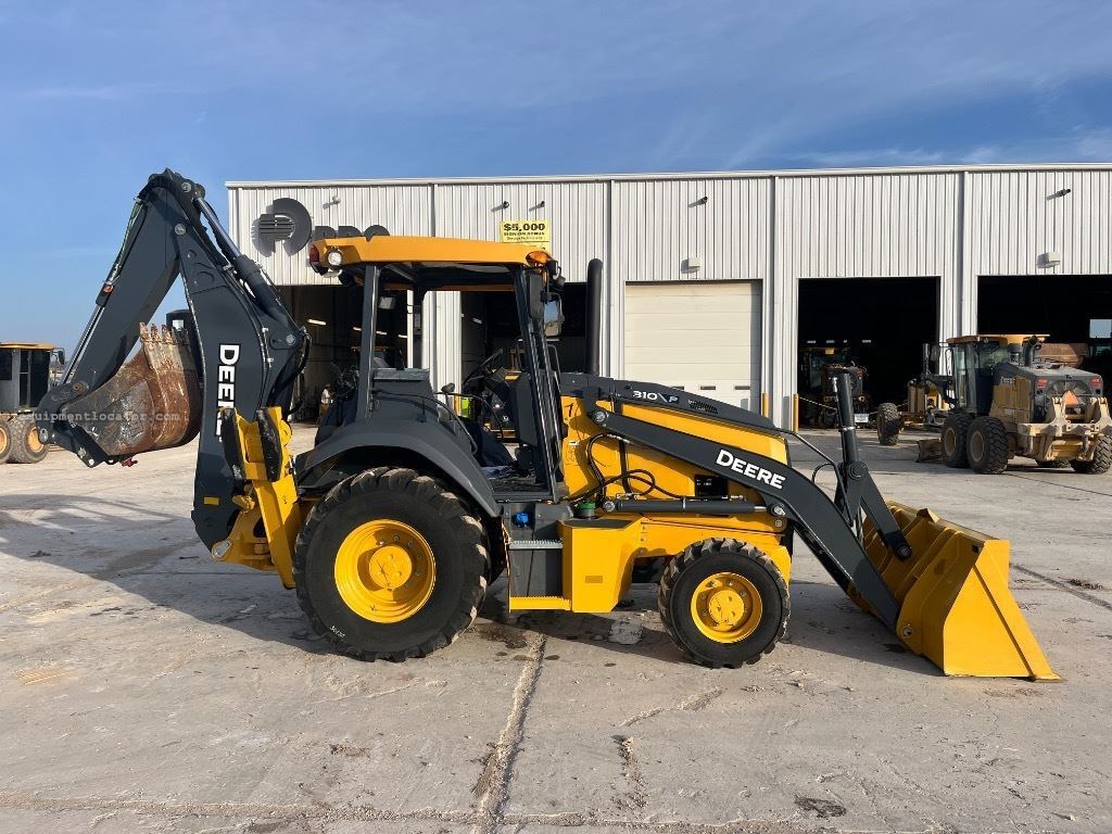 2024 John Deere 310P Image 6