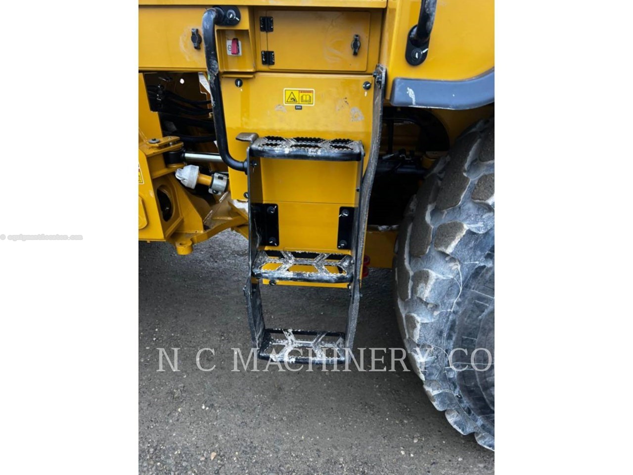 2023 Caterpillar 962M Image 8