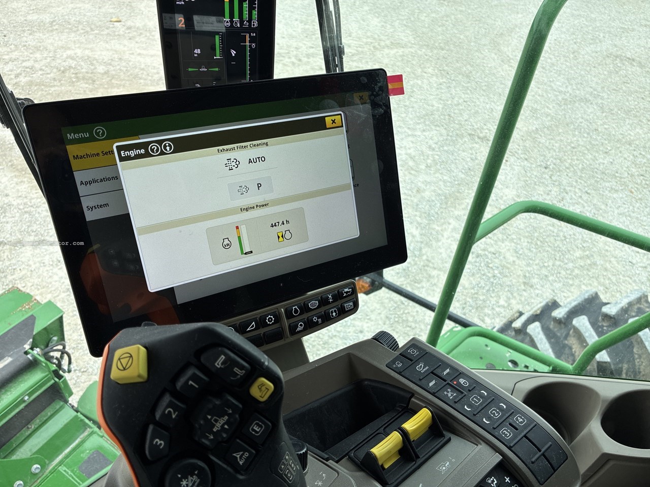 2025 John Deere S7 800 Image 14