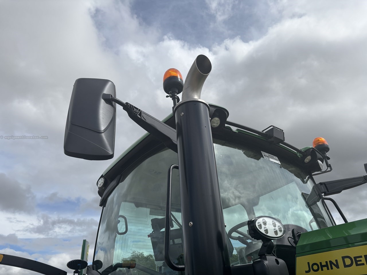 2025 John Deere 6R 215 Image 16