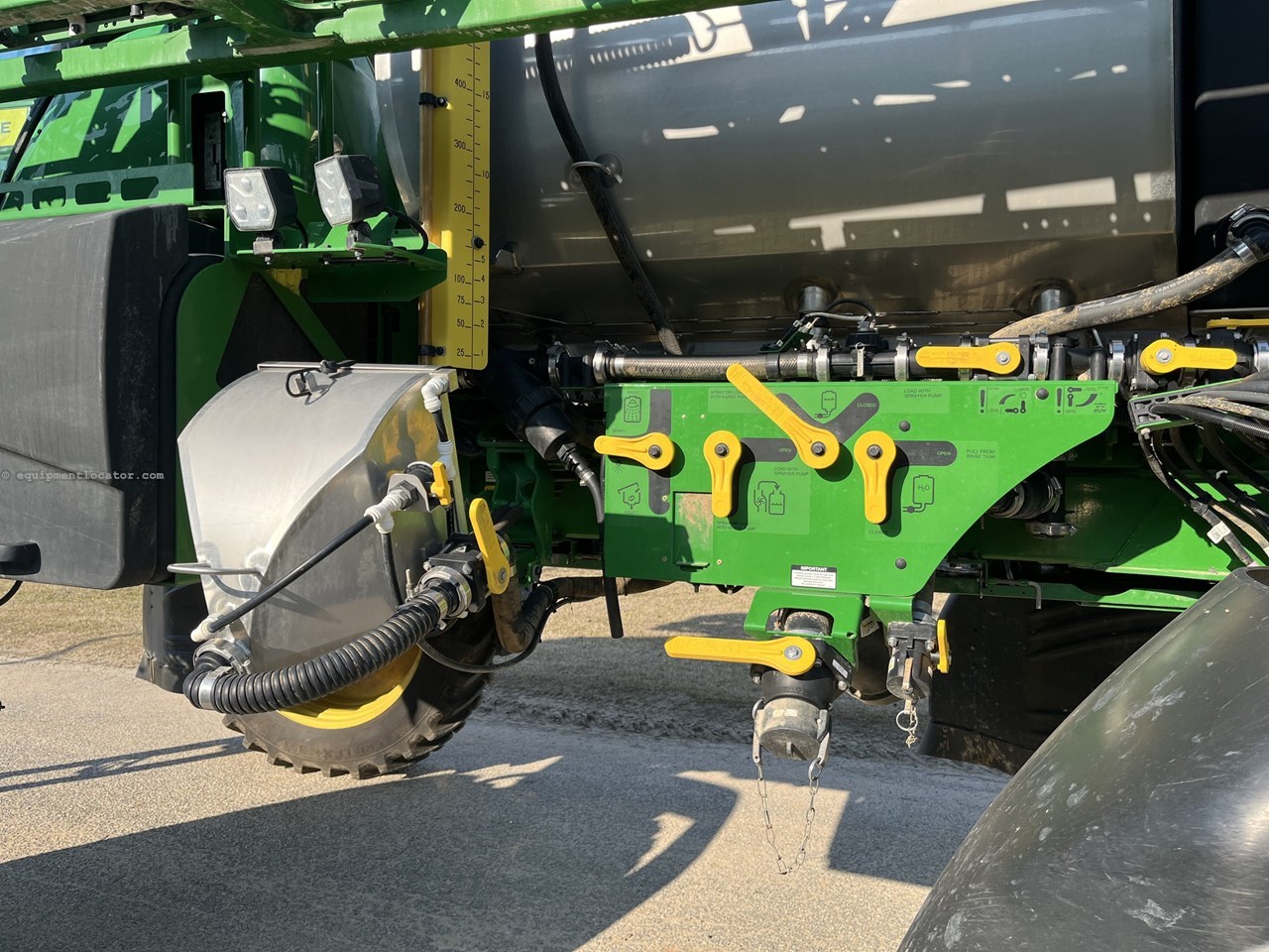 2025 John Deere 410R Image 10