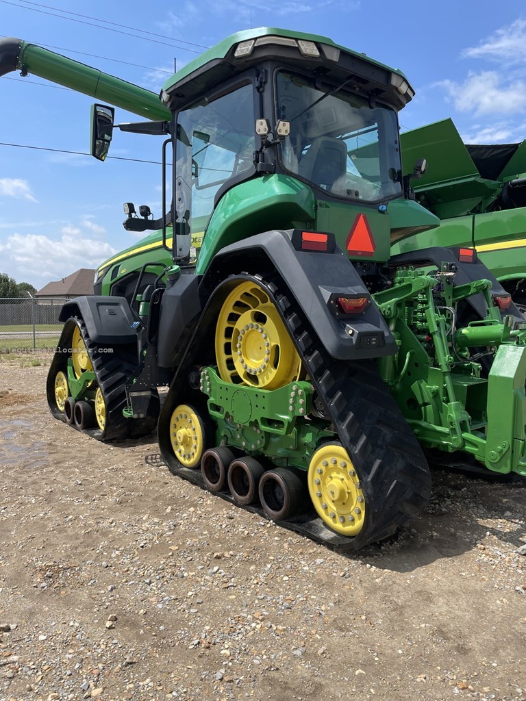 2021 John Deere 8RX 410 Image 4