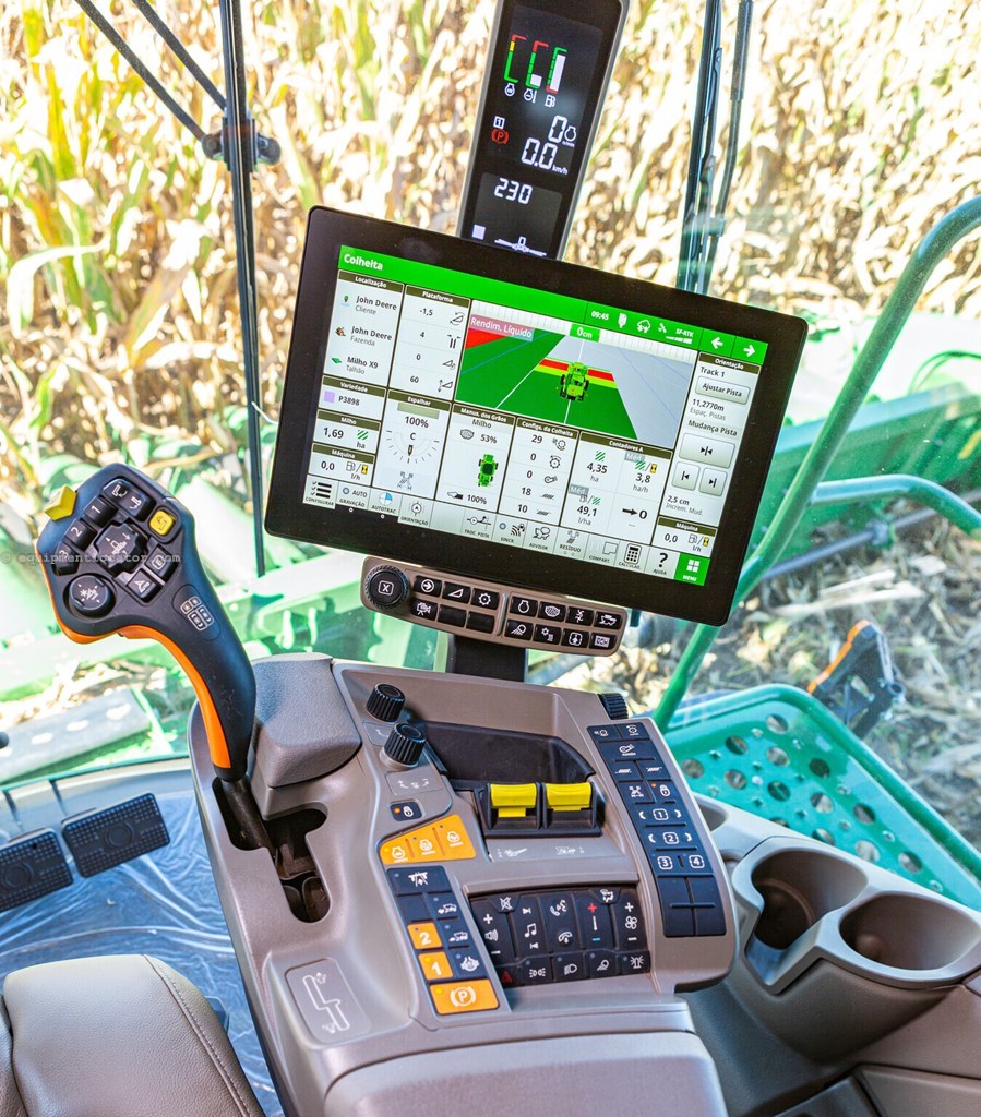 2025 John Deere S7 900 Image 37