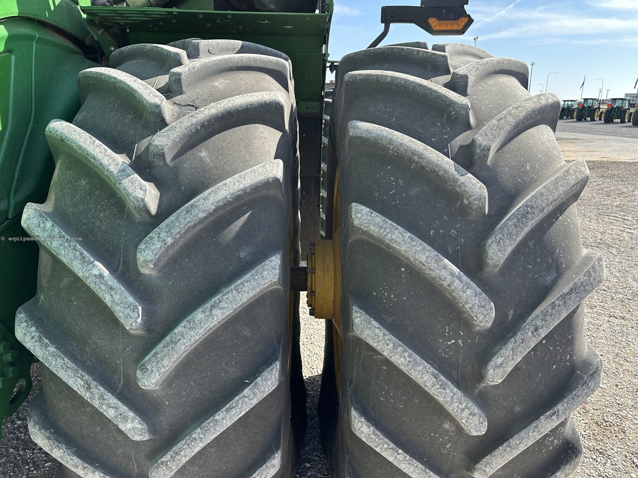 2022 John Deere 9R 390 Image 9