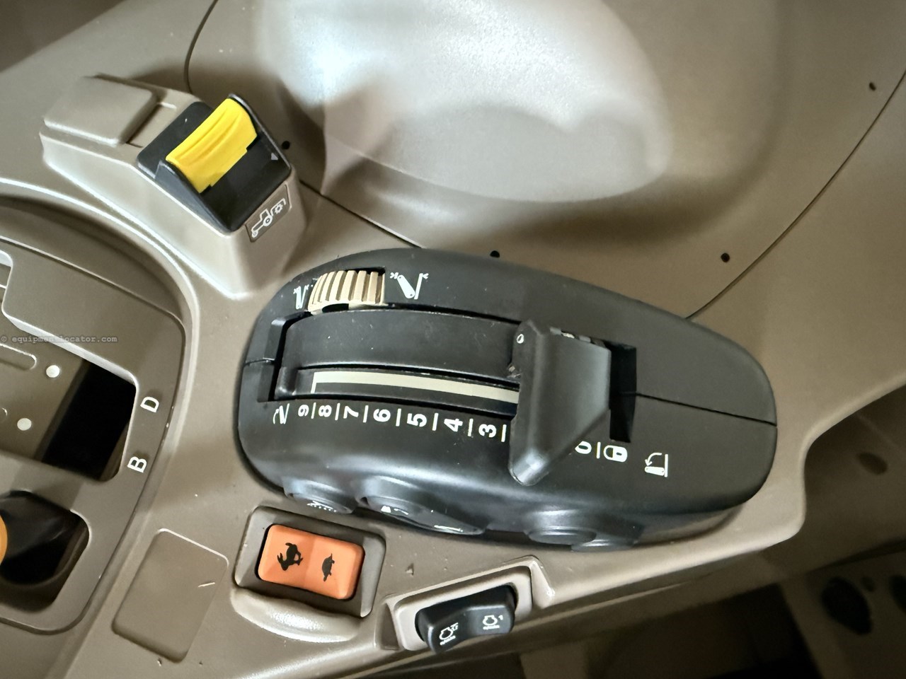 2025 John Deere 6M 155 Image 26