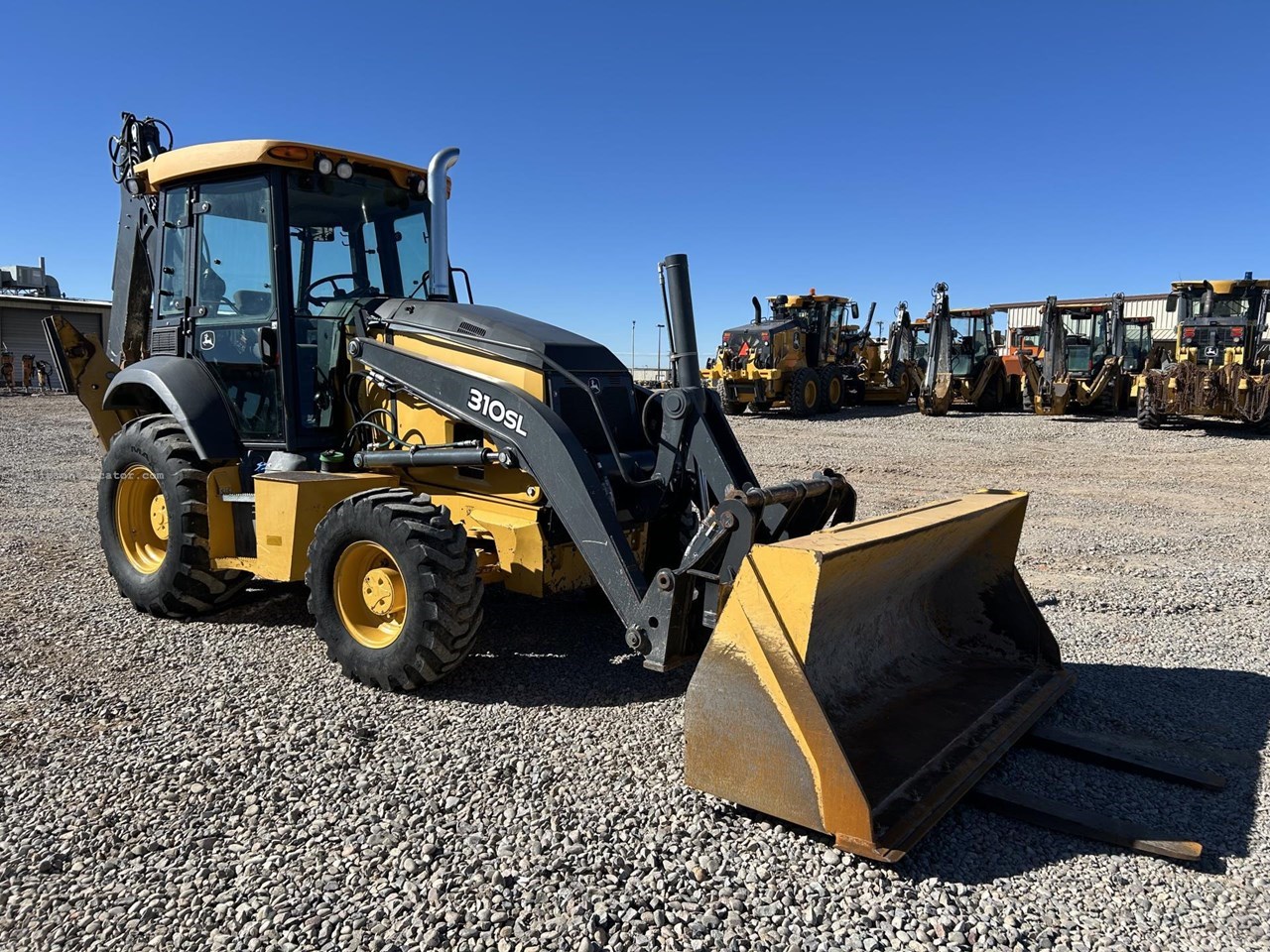 2019 John Deere 310SL Image 2