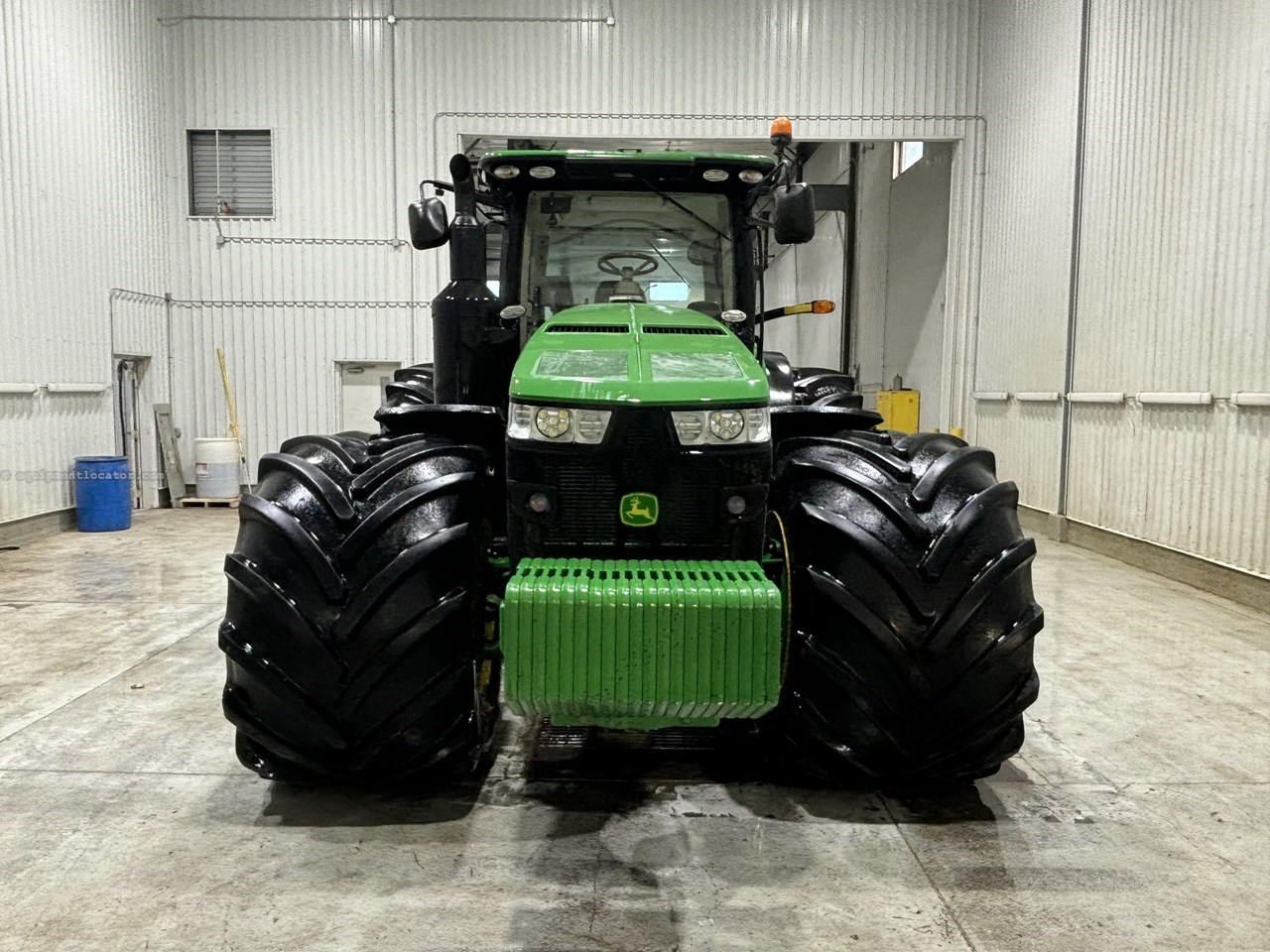 2017 John Deere 8370R Image 2