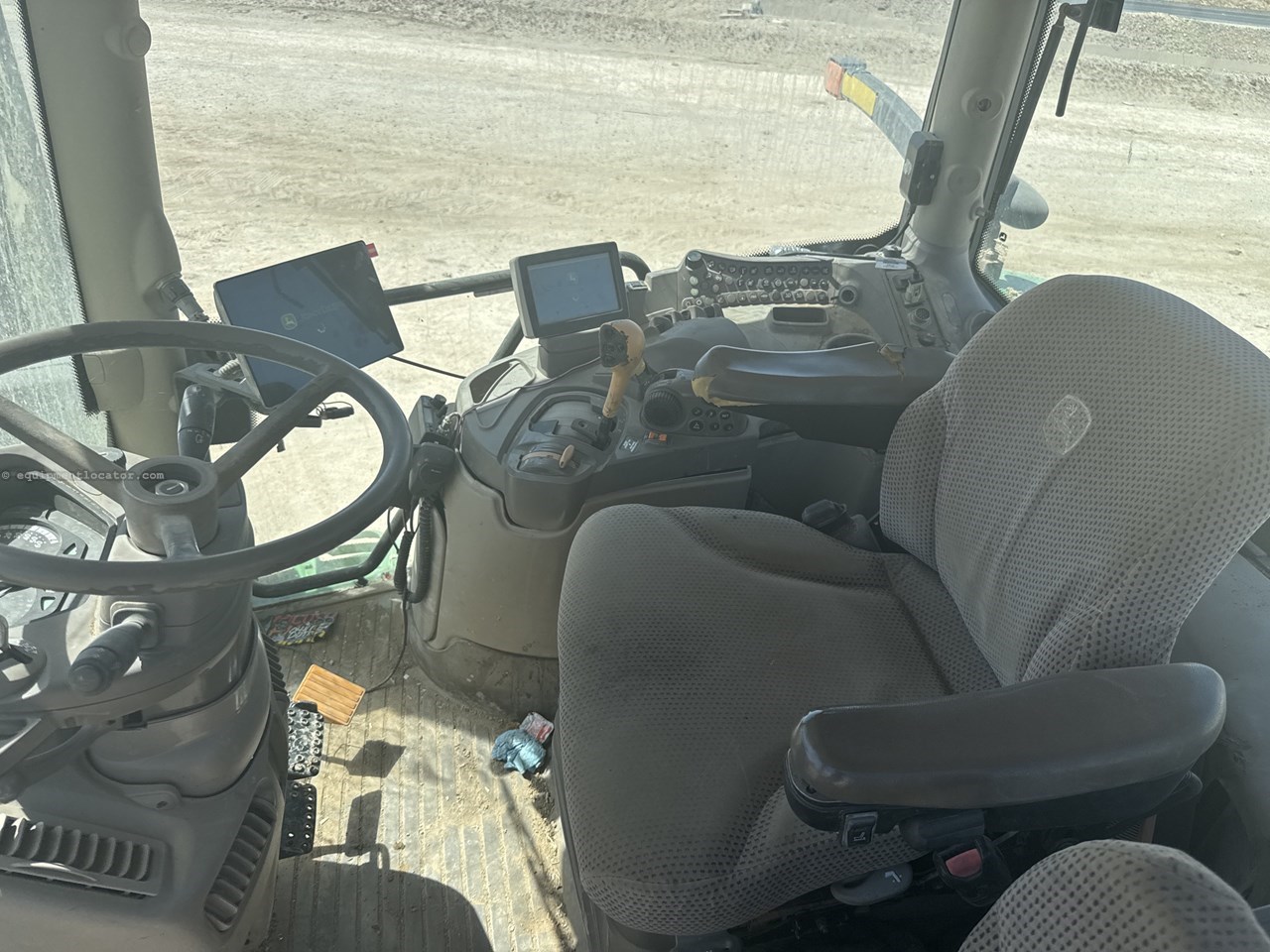 2016 John Deere 6175R Image 10