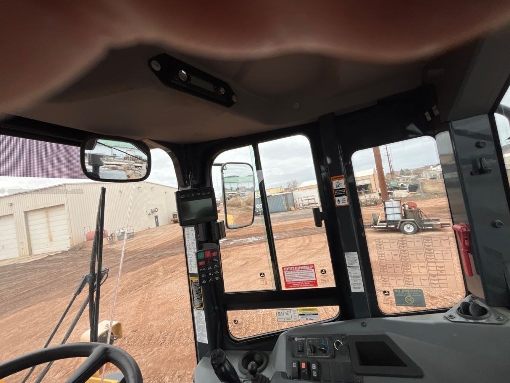 2023 John Deere 644G Image 22