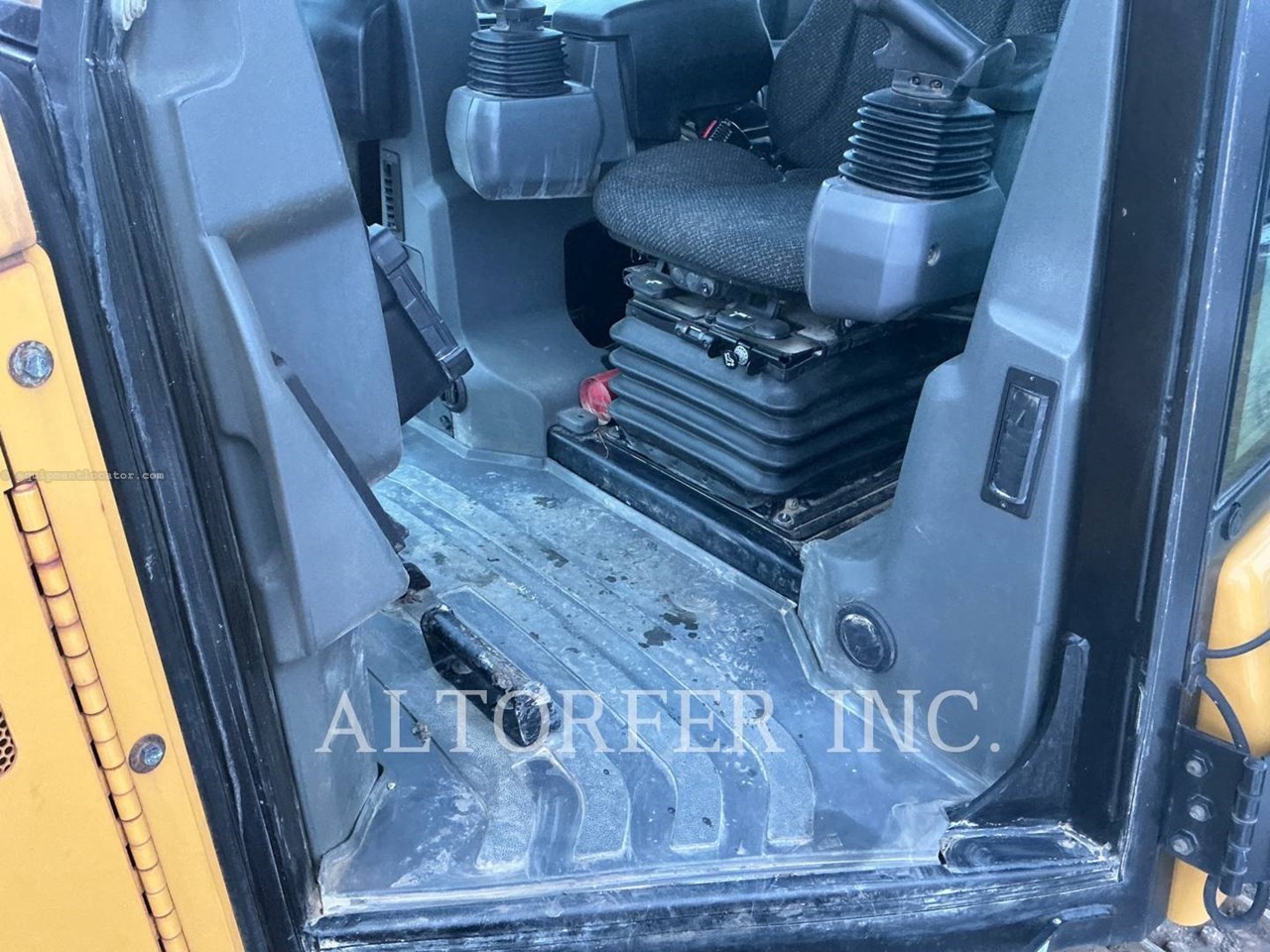 2019 Caterpillar D5K2LGP Image 13