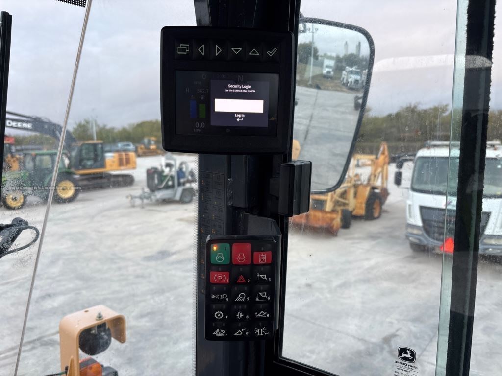 2024 John Deere 644G Image 20