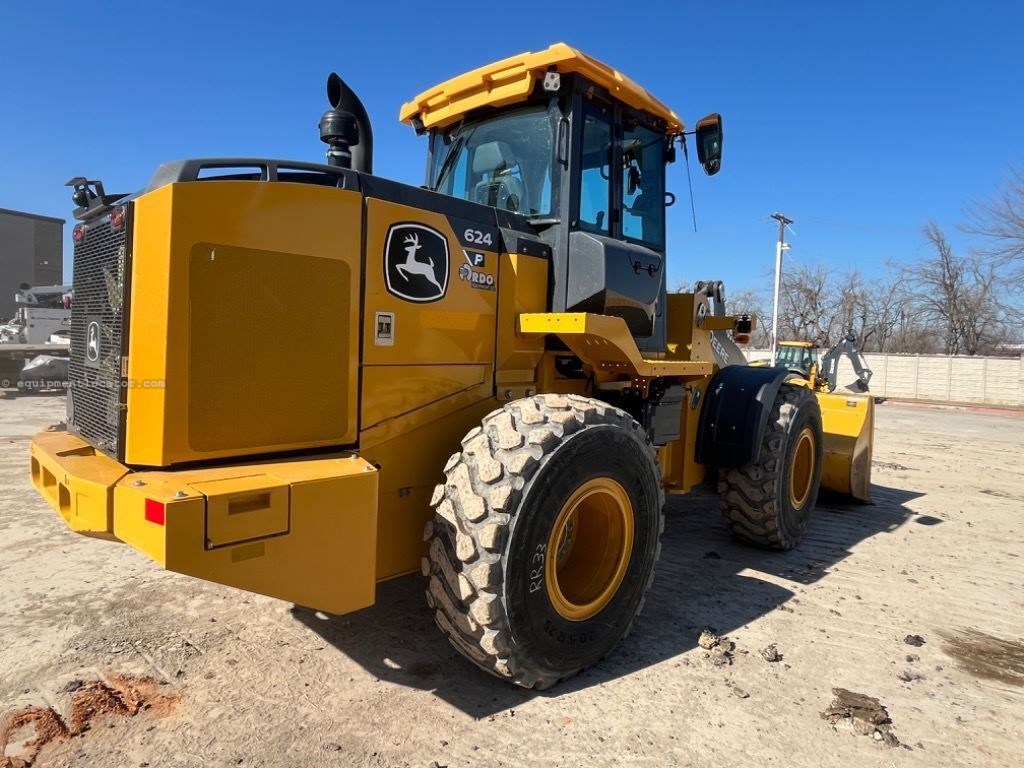 2024 John Deere 624P Image 5