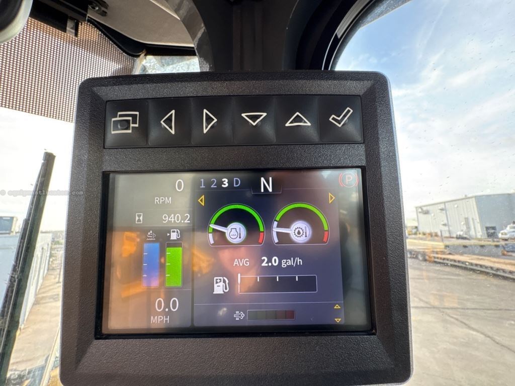 2023 John Deere 644G Image 21