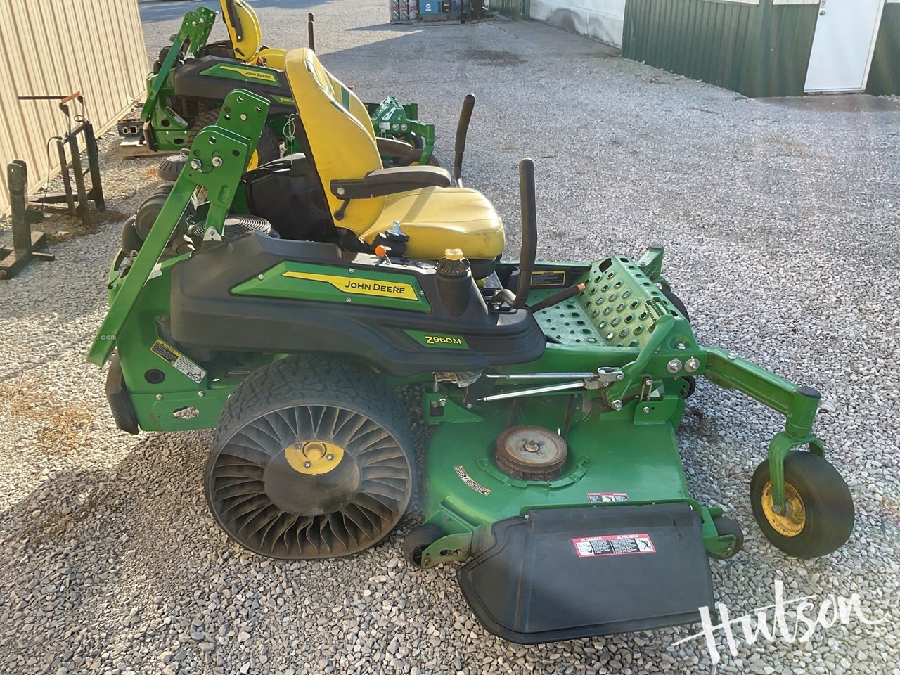 2023 John Deere Z960M Image 4