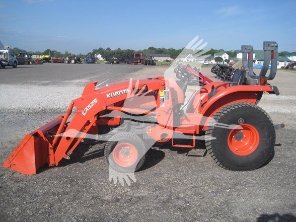 2019 Kubota L2501 Image 2