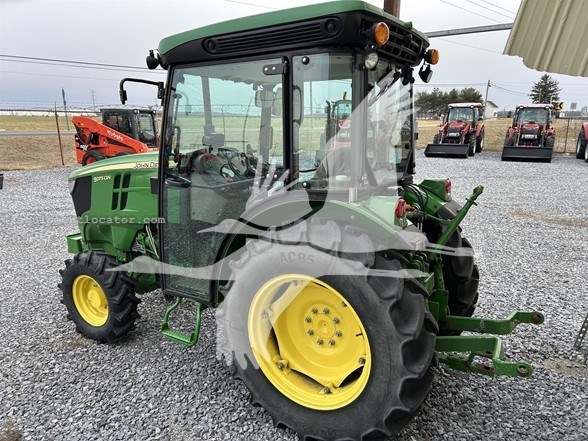 2018 John Deere 5075GN Image 2