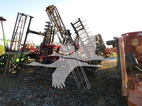 2017 Case IH TRUE TANDEM 335VT Image 4