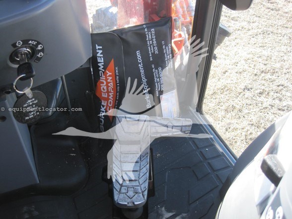 2017 Kubota L4060HSTC Image 13