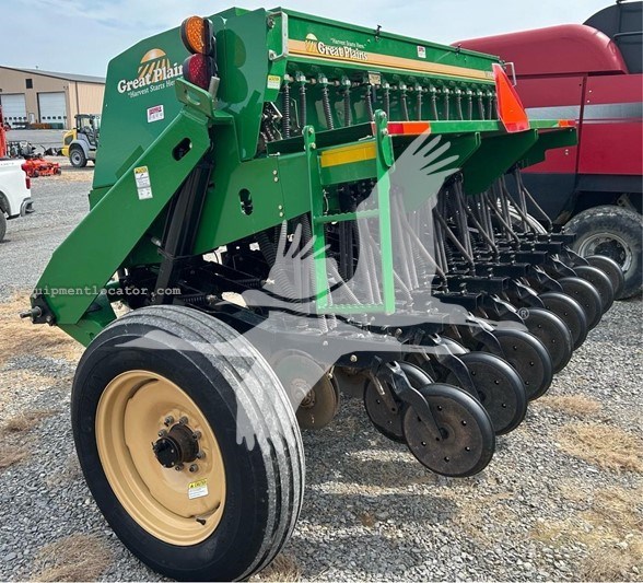 2016 Great Plains 1006NT Image 8