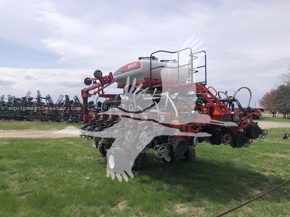 2013 White 8831 Image 3