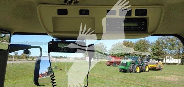 2012 John Deere 8335R Image 28